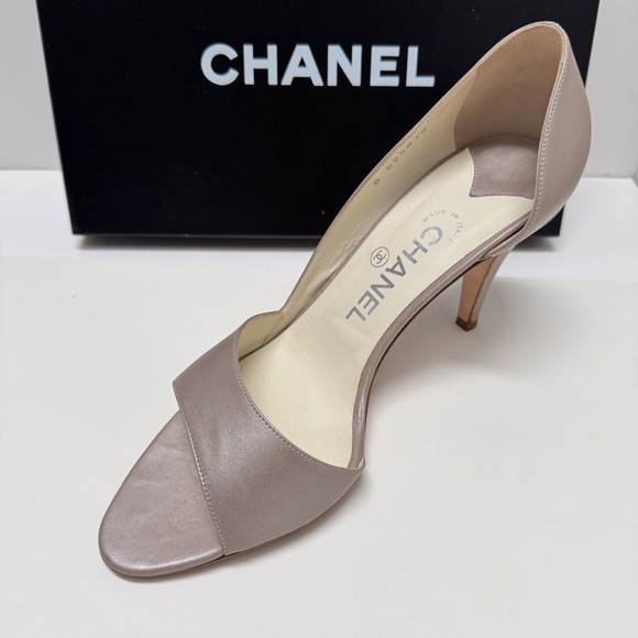Genuine Chanel heels - taupe size 39/ 9B - Picture 3 of 12